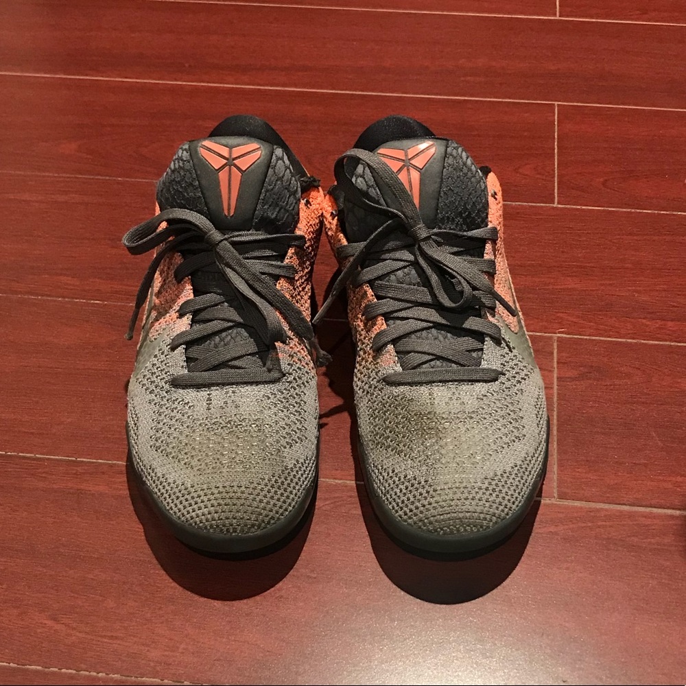 Nike men sneakers